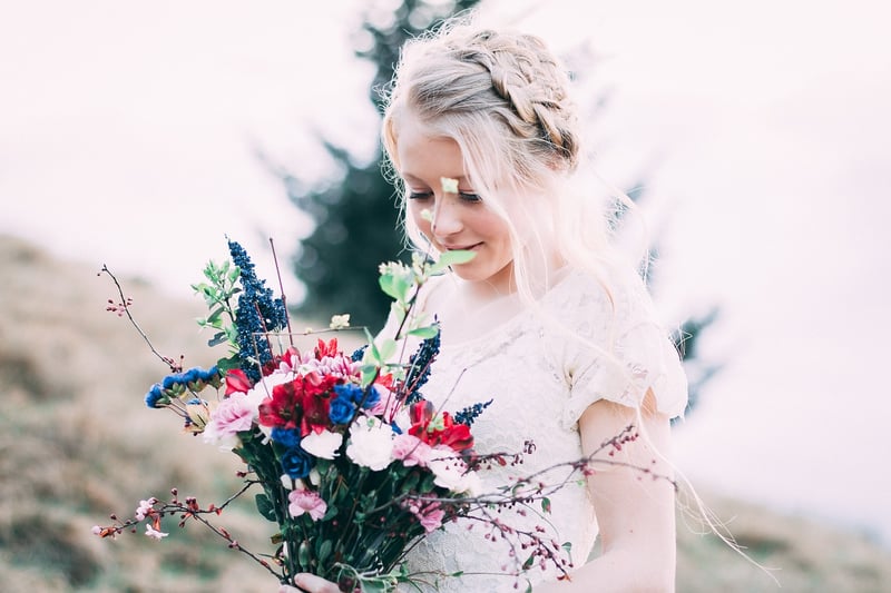 Romantic Lace Dresses